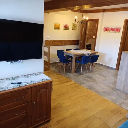 Проживание в семье 