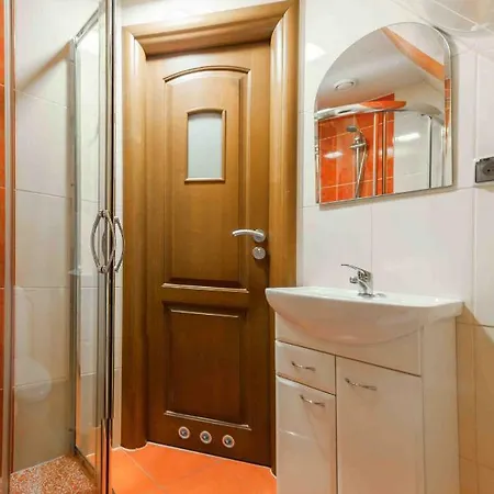 Проживание в семье 