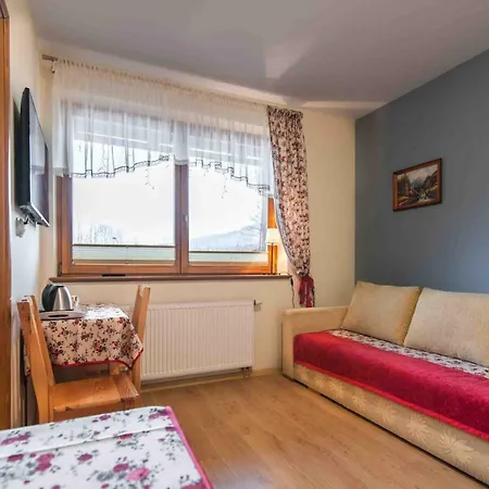 Проживание в семье 